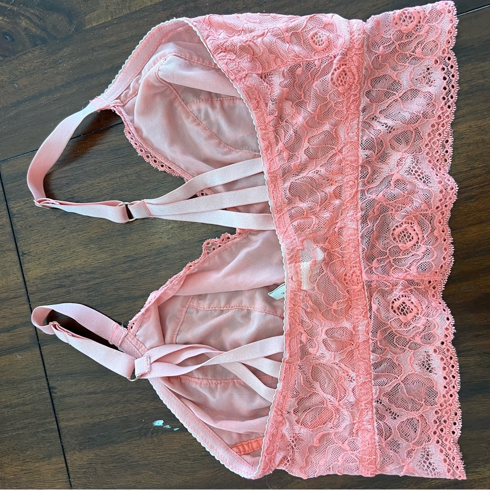 Peach bralette - Picture 2 of 6